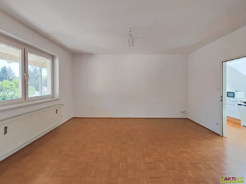 Gepflegte 1-Zimmer-Wohnung mit Balkon und Stellplatz in Graz-Liebenau