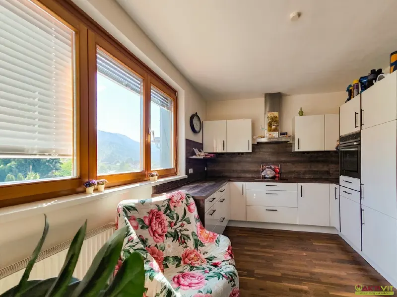 Wohnen nahe dem Faaker See – Wohnung mit Balkon und Carport