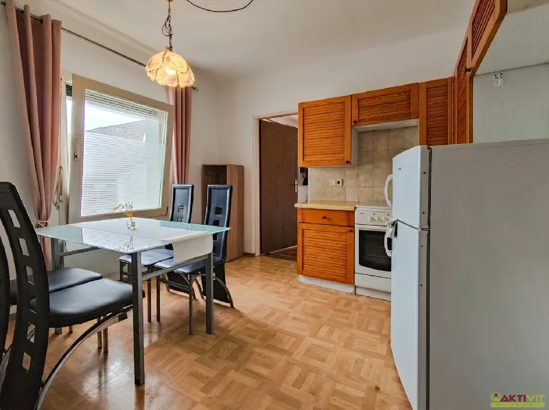 Charmante Garçonnière in begehrter Lage in Jakomini.